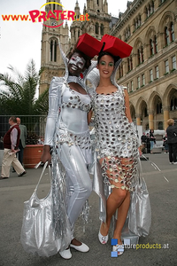 LifeBall08