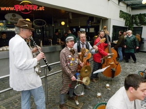 Schweizerhaus Eröffnung 09