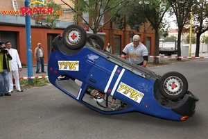 M?LLERS Car turning