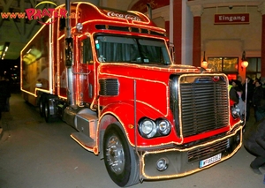 Alaba und Coca-Cola Truck