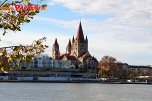Herbstzeit an der Donau