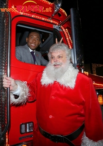 Alaba und Coca-Cola Truck