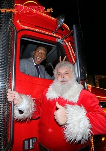 Alaba und Coca-Cola Truck