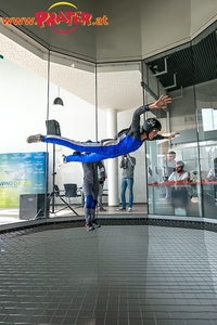 Wind-O-Bona Indoor Skydiving