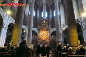 <Salzburger Adventsingen