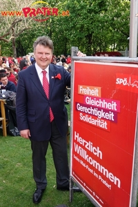 Dr. Michael Ludwig