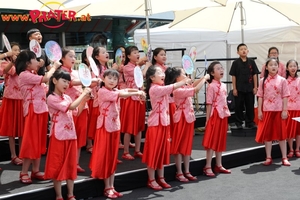 Xi´an Kingfar Middle School Angelvoices Choir