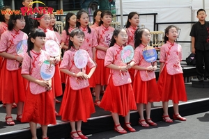 Xi´an Kingfar Middle School Angelvoices Choir