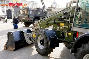 Bundesheer am Heldenplatz