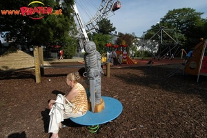 Riesenrad Spielplatz