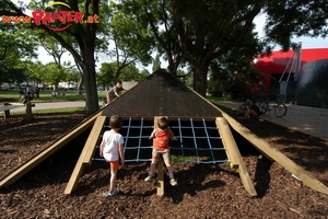 Riesenrad Spielplatz