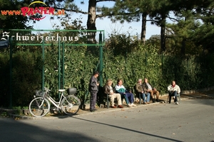 Schweizerhaus letzte Sonnenstrahlen